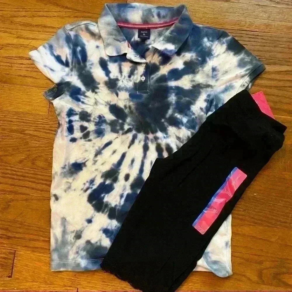 New! Gap Bundle Hand tie dyed shirt w/ biker shorts